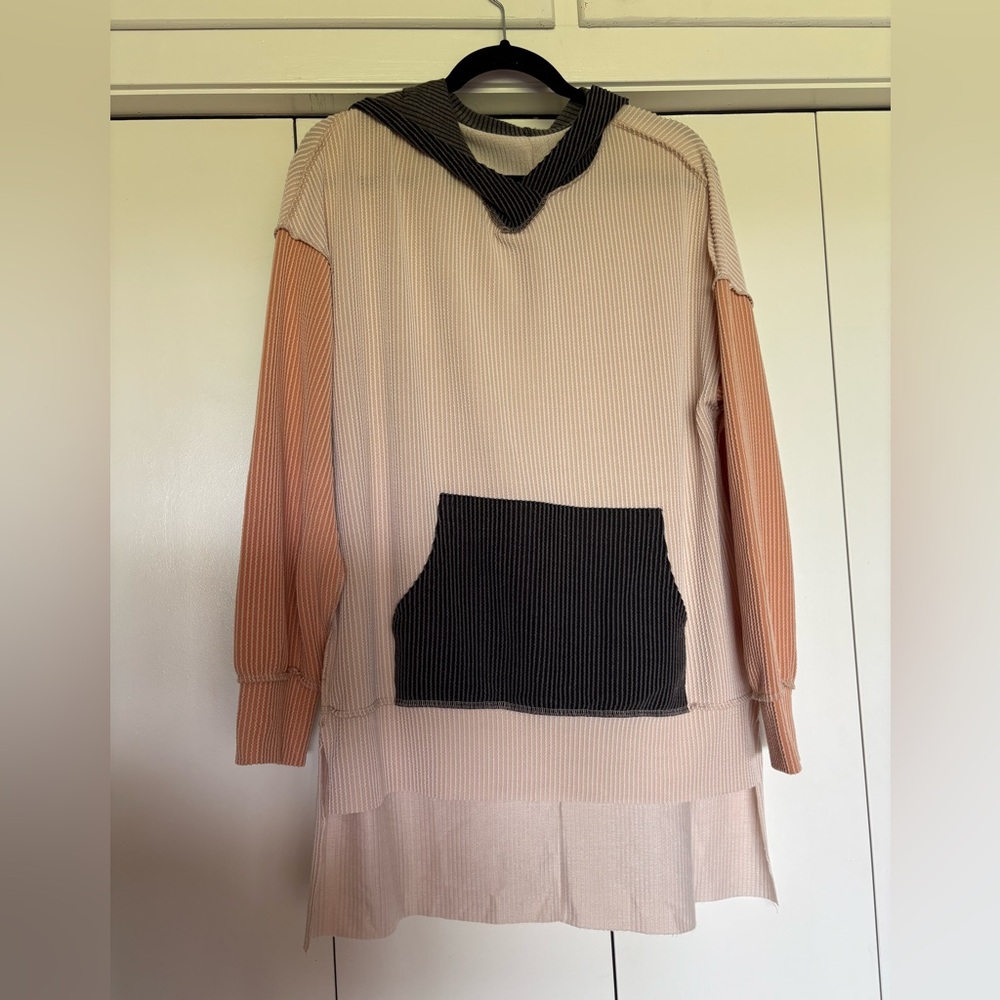 Longer length, colorblock, hooded long sleeve